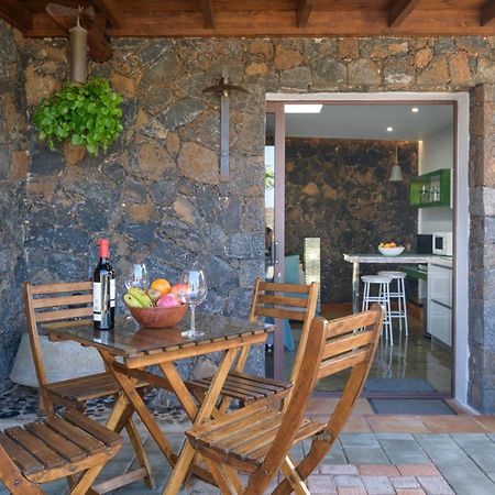 Apartamento Los 4 Nobles Tinajo Luaran gambar