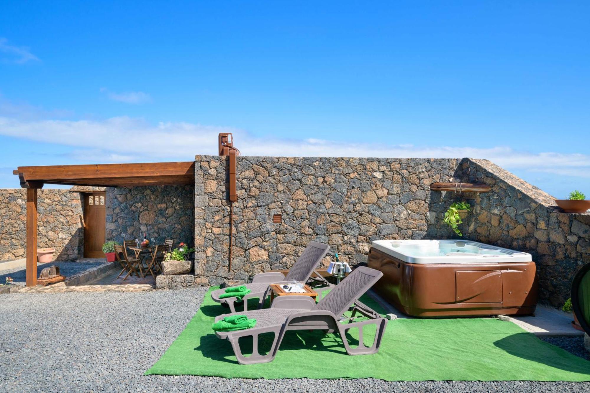 Apartamento Los 4 Nobles Tinajo Luaran gambar